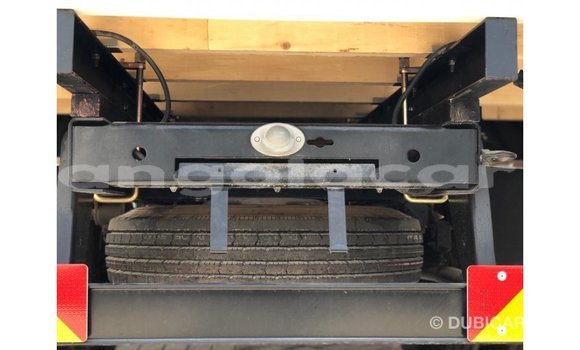 Comprar Importar Mitsubishi Carisma Branco Carro em Import - Dubai em Bengo Province Comprar Importar Mitsubishi Carisma Branco Carro em Import - Dubai em Bengo Province