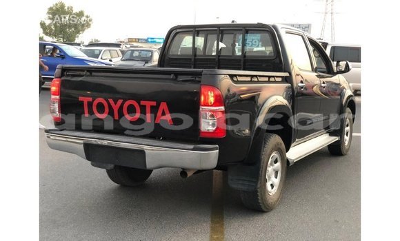 Comprar Importar Toyota Hilux Preto Carro em Import - Dubai em Bengo Province Comprar Importar Toyota Hilux Preto Carro em Import - Dubai em Bengo Province