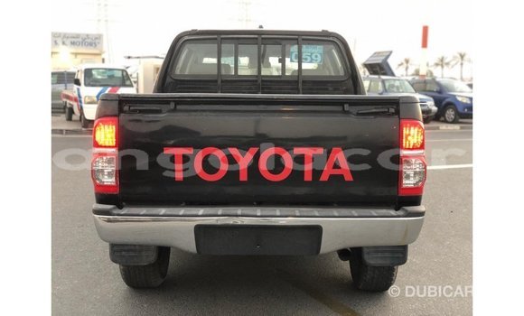 Comprar Importar Toyota Hilux Preto Carro em Import - Dubai em Bengo Province Comprar Importar Toyota Hilux Preto Carro em Import - Dubai em Bengo Province