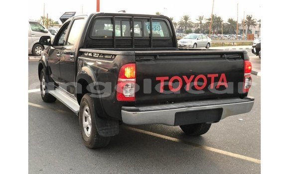 Comprar Importar Toyota Hilux Preto Carro em Import - Dubai em Bengo Province Comprar Importar Toyota Hilux Preto Carro em Import - Dubai em Bengo Province