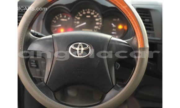 Comprar Importar Toyota Hilux Preto Carro em Import - Dubai em Bengo Province Comprar Importar Toyota Hilux Preto Carro em Import - Dubai em Bengo Province