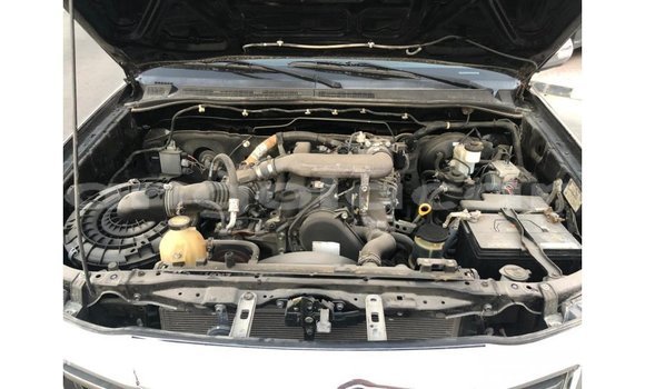Comprar Importar Toyota Hilux Preto Carro em Import - Dubai em Bengo Province Comprar Importar Toyota Hilux Preto Carro em Import - Dubai em Bengo Province