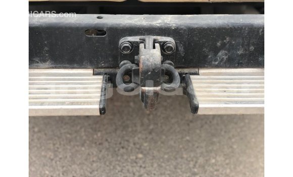 Comprar Importar Toyota Land Cruiser Branco Carro em Import - Dubai em Bengo Province Comprar Importar Toyota Land Cruiser Branco Carro em Import - Dubai em Bengo Province