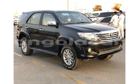 Comprar Importar Toyota Fortuner Preto Carro em Import - Dubai em Bengo Province Comprar Importar Toyota Fortuner Preto Carro em Import - Dubai em Bengo Province