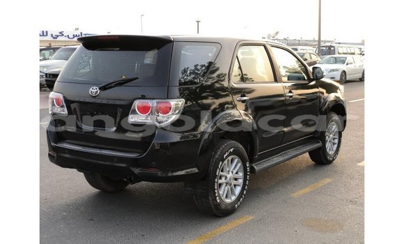 Comprar Importar Toyota Fortuner Preto Carro em Import - Dubai em Bengo Province Comprar Importar Toyota Fortuner Preto Carro em Import - Dubai em Bengo Province