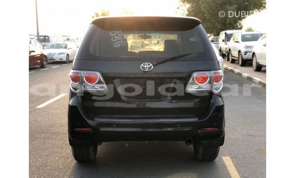 Comprar Importar Toyota Fortuner Preto Carro em Import - Dubai em Bengo Province Comprar Importar Toyota Fortuner Preto Carro em Import - Dubai em Bengo Province