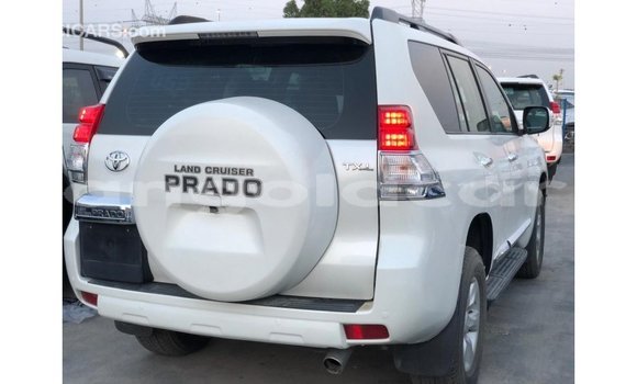Acheter Import Voiture Toyota Prado Blanc à Import - Dubai, Province de Bengo Acheter Import Voiture Toyota Prado Blanc à Import - Dubai, Province de Bengo