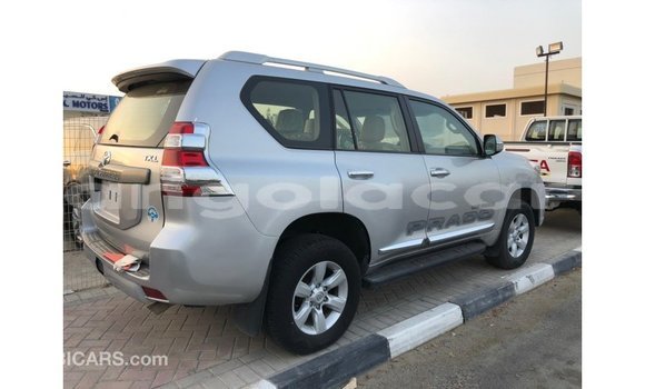Comprar Importar Toyota Prado Outro Carro em Import - Dubai em Bengo Province Comprar Importar Toyota Prado Outro Carro em Import - Dubai em Bengo Province