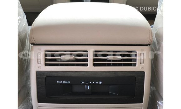 Acheter Import Voiture Toyota Land Cruiser Noir à Import - Dubai, Province de Bengo Acheter Import Voiture Toyota Land Cruiser Noir à Import - Dubai, Province de Bengo