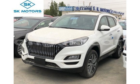 Acheter Import Voiture Hyundai Tucson Blanc à Import - Dubai, Province de Bengo