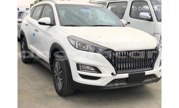 Acheter Import Voiture Hyundai Tucson Blanc à Import - Dubai, Province de Bengo Acheter Import Voiture Hyundai Tucson Blanc à Import - Dubai, Province de Bengo