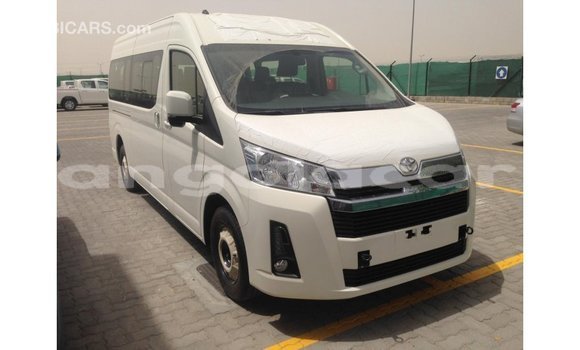 Acheter Import Voiture Toyota Hiace Blanc à Import - Dubai, Province de Bengo Acheter Import Voiture Toyota Hiace Blanc à Import - Dubai, Province de Bengo
