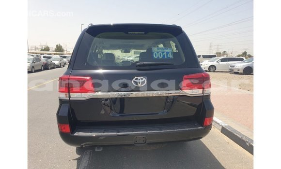 Comprar Importar Toyota Land Cruiser Preto Carro em Import - Dubai em Bengo Province Comprar Importar Toyota Land Cruiser Preto Carro em Import - Dubai em Bengo Province