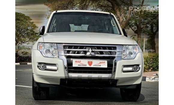 Comprar Importar Mitsubishi Pajero Branco Carro em Import - Dubai em Bengo Province Comprar Importar Mitsubishi Pajero Branco Carro em Import - Dubai em Bengo Province
