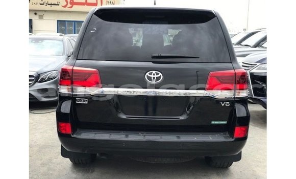 Comprar Importar Toyota Land Cruiser Preto Carro em Import - Dubai em Bengo Province Comprar Importar Toyota Land Cruiser Preto Carro em Import - Dubai em Bengo Province
