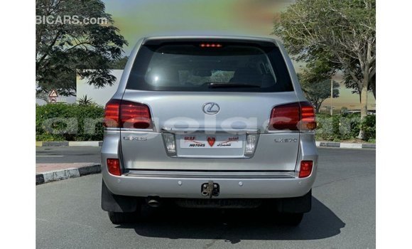 Comprar Importar Lexus LX Outro Carro em Import - Dubai em Bengo Province Comprar Importar Lexus LX Outro Carro em Import - Dubai em Bengo Province