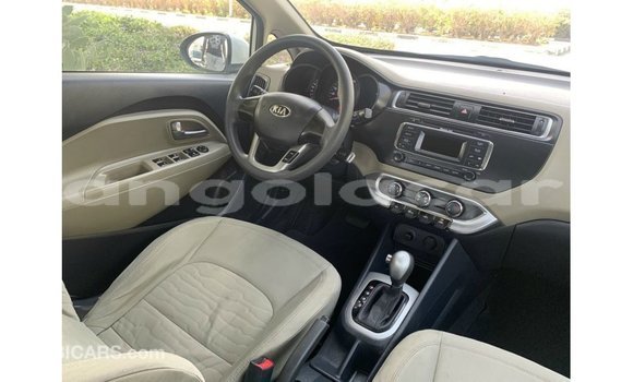 Comprar Importar Kia Carens Branco Carro em Import - Dubai em Bengo Province Comprar Importar Kia Carens Branco Carro em Import - Dubai em Bengo Province