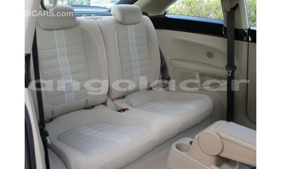 Comprar Importar Volkswagen Beetle Azul Carro em Import - Dubai em Bengo Province Comprar Importar Volkswagen Beetle Azul Carro em Import - Dubai em Bengo Province
