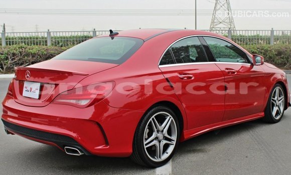 Comprar Importar Mercedes-Benz 250 Vermelho Carro em Import - Dubai em Bengo Province Comprar Importar Mercedes-Benz 250 Vermelho Carro em Import - Dubai em Bengo Province