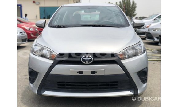 Comprar Importar Toyota Yaris Outro Carro em Import - Dubai em Bengo Province Comprar Importar Toyota Yaris Outro Carro em Import - Dubai em Bengo Province