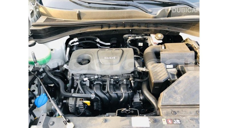 Big with watermark kia sportage bengo province import dubai 9055