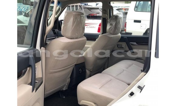 Comprar Importar Mitsubishi Pajero Branco Carro em Import - Dubai em Bengo Province Comprar Importar Mitsubishi Pajero Branco Carro em Import - Dubai em Bengo Province