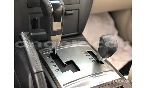 Comprar Importar Mitsubishi Pajero Branco Carro em Import - Dubai em Bengo Province Comprar Importar Mitsubishi Pajero Branco Carro em Import - Dubai em Bengo Province