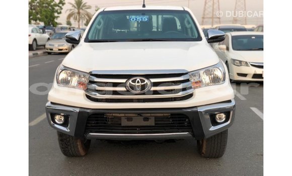 Acheter Import Voiture Toyota Hilux Blanc à Import - Dubai, Province de Bengo Acheter Import Voiture Toyota Hilux Blanc à Import - Dubai, Province de Bengo