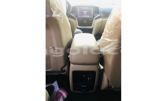 Buy Import Jeep Grand Cherokee Black Car in Import - Dubai in Bengo Province Buy Import Jeep Grand Cherokee Black Car in Import - Dubai in Bengo Province