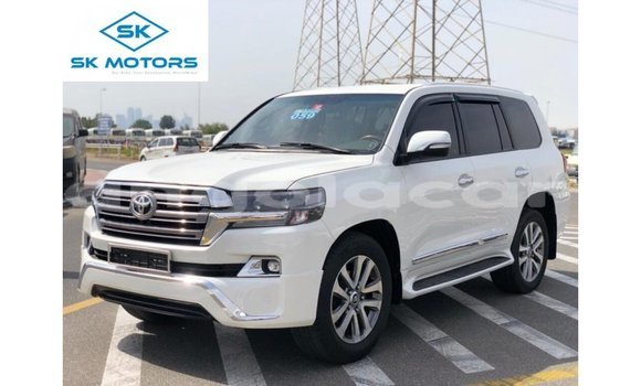 Comprar Importar Toyota Land Cruiser Branco Carro em Import - Dubai em Bengo Province
