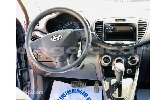 Comprar Importar Hyundai i10 Azul Carro em Import - Dubai em Bengo Province Comprar Importar Hyundai i10 Azul Carro em Import - Dubai em Bengo Province