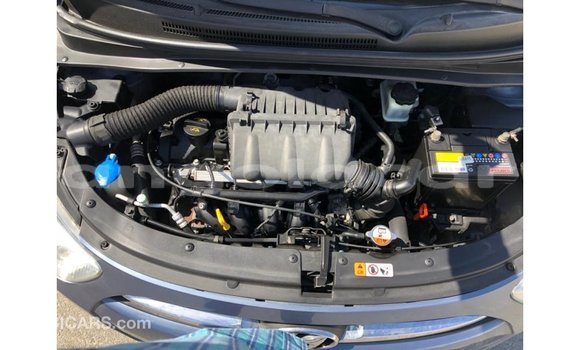 Comprar Importar Hyundai i10 Azul Carro em Import - Dubai em Bengo Province Comprar Importar Hyundai i10 Azul Carro em Import - Dubai em Bengo Province
