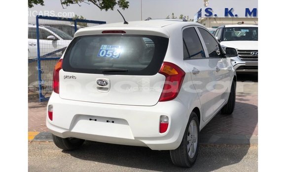 Acheter Import Voiture Kia Picanto Blanc à Import - Dubai, Province de Bengo Acheter Import Voiture Kia Picanto Blanc à Import - Dubai, Province de Bengo