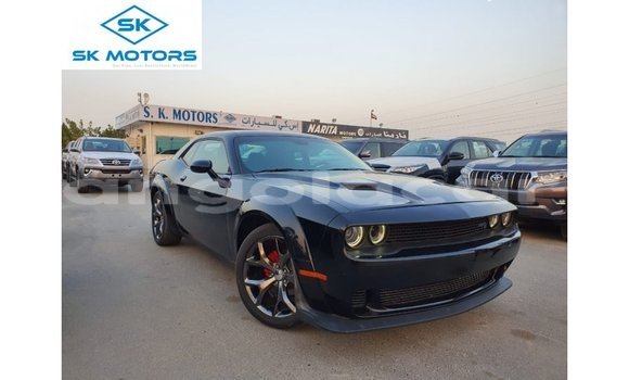 Acheter Import Voiture Dodge Challenger Noir à Import - Dubai, Province de Bengo Acheter Import Voiture Dodge Challenger Noir à Import - Dubai, Province de Bengo
