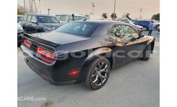 Acheter Import Voiture Dodge Challenger Noir à Import - Dubai, Province de Bengo Acheter Import Voiture Dodge Challenger Noir à Import - Dubai, Province de Bengo