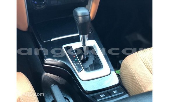 Acheter Import Voiture Toyota Fortuner Blanc à Import - Dubai, Province de Bengo Acheter Import Voiture Toyota Fortuner Blanc à Import - Dubai, Province de Bengo