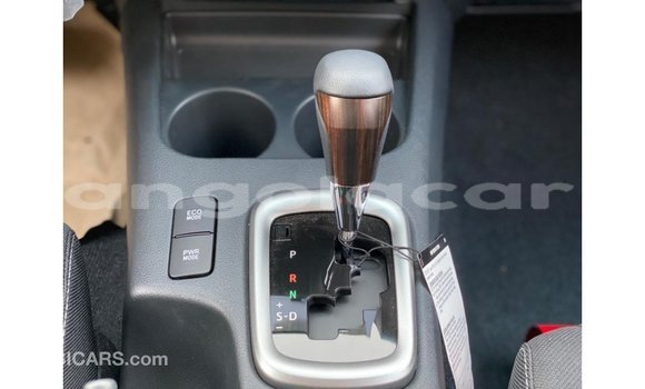Acheter Import Voiture Toyota Hilux Blanc à Import - Dubai, Province de Bengo Acheter Import Voiture Toyota Hilux Blanc à Import - Dubai, Province de Bengo