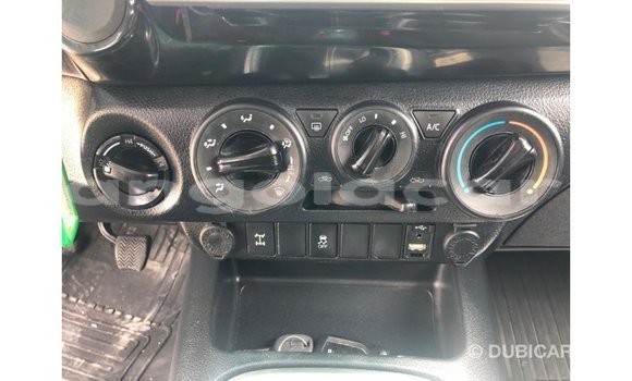 Comprar Importar Toyota Hilux Branco Carro em Import - Dubai em Bengo Province Comprar Importar Toyota Hilux Branco Carro em Import - Dubai em Bengo Province