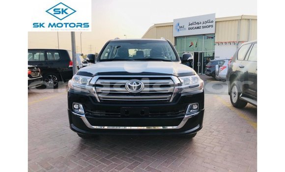 Acheter Import Voiture Toyota Land Cruiser Noir à Import - Dubai, Province de Bengo Acheter Import Voiture Toyota Land Cruiser Noir à Import - Dubai, Province de Bengo