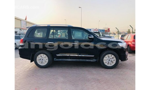 Acheter Import Voiture Toyota Land Cruiser Noir à Import - Dubai, Province de Bengo Acheter Import Voiture Toyota Land Cruiser Noir à Import - Dubai, Province de Bengo