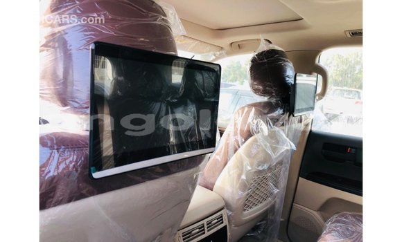 Acheter Import Voiture Toyota Land Cruiser Noir à Import - Dubai, Province de Bengo Acheter Import Voiture Toyota Land Cruiser Noir à Import - Dubai, Province de Bengo