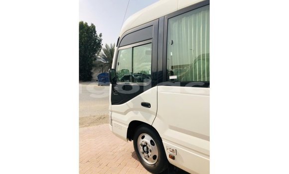 Comprar Importar Toyota Coaster Branco Carro em Import - Dubai em Bengo Province Comprar Importar Toyota Coaster Branco Carro em Import - Dubai em Bengo Province