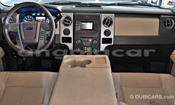 Comprar Importar Ford Club Wagon Marrom Carro em Import - Dubai em Bengo Province Comprar Importar Ford Club Wagon Marrom Carro em Import - Dubai em Bengo Province