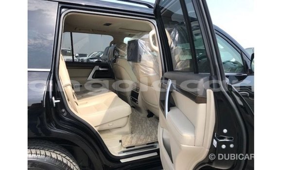 Buy Import Toyota Land Cruiser Black Car in Import - Dubai in Bengo Province Buy Import Toyota Land Cruiser Black Car in Import - Dubai in Bengo Province