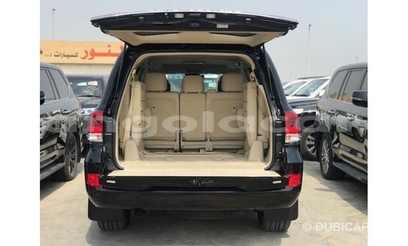 Buy Import Toyota Land Cruiser Black Car in Import - Dubai in Bengo Province Buy Import Toyota Land Cruiser Black Car in Import - Dubai in Bengo Province