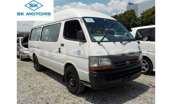 Comprar Importar Toyota Hiace Branco Carro em Import - Dubai em Bengo Province Comprar Importar Toyota Hiace Branco Carro em Import - Dubai em Bengo Province