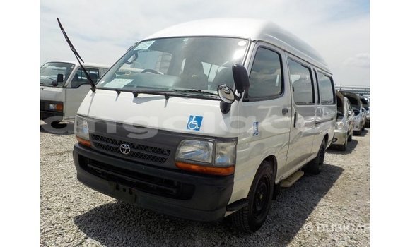 Comprar Importar Toyota Hiace Branco Carro em Import - Dubai em Bengo Province Comprar Importar Toyota Hiace Branco Carro em Import - Dubai em Bengo Province