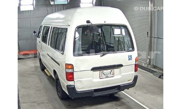 Comprar Importar Toyota Hiace Branco Carro em Import - Dubai em Bengo Province Comprar Importar Toyota Hiace Branco Carro em Import - Dubai em Bengo Province