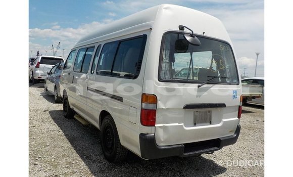 Comprar Importar Toyota Hiace Branco Carro em Import - Dubai em Bengo Province Comprar Importar Toyota Hiace Branco Carro em Import - Dubai em Bengo Province
