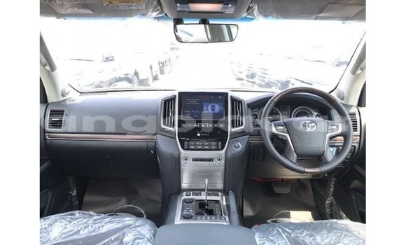 Buy Import Toyota Land Cruiser Other Car in Import - Dubai in Bengo Province Buy Import Toyota Land Cruiser Other Car in Import - Dubai in Bengo Province